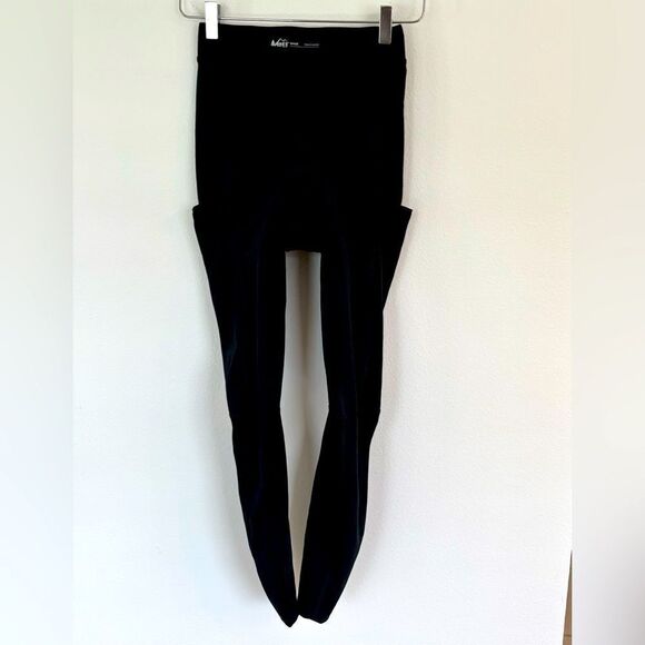 REI Pants - REI Co-Op 3/4 Tight Padded Black Cycling Bike Pants Size Small